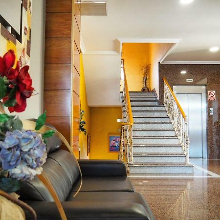 Hotel Humanes Humanes de Madrid Buitenkant foto